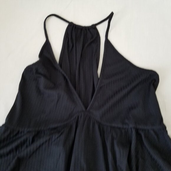 NWT! Cute and Flirty Sleeveless Top w/ Tapered Ruffle Hem & Racerback Design- LG - Picture 8 of 15